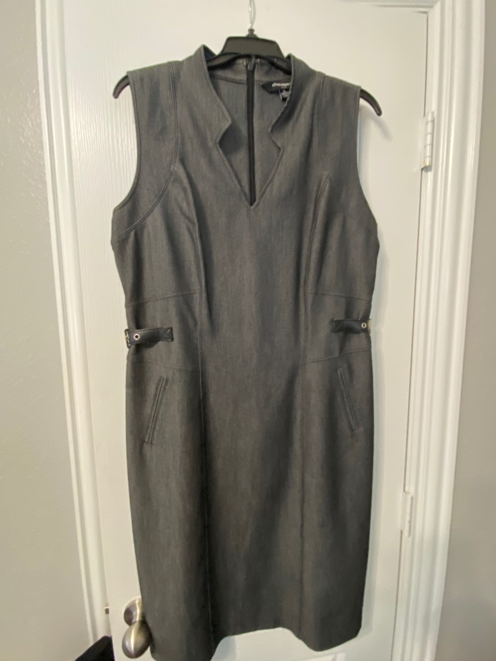 SHARAGANO GRAY/BLACK DENIM STYLE DRESS WITH SIDE BELTS SIZE 12